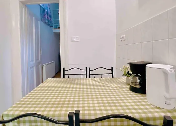 C Downtown Cozy Family Loft Budapeste